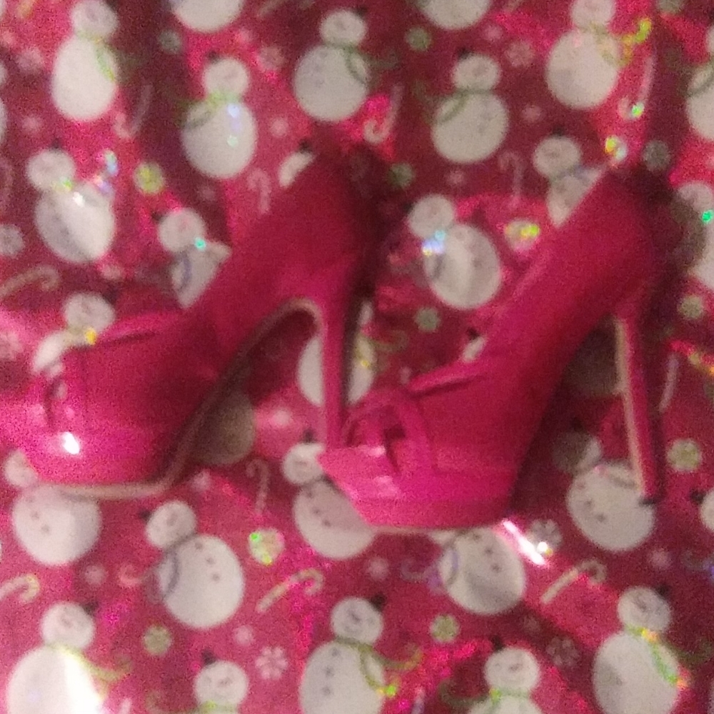 High heels - Picture 4 of 5